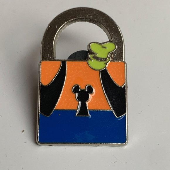 Walt Disney Goofy Trading Pin, PWP Lock Collection - Limited Release - 2013 - Picture 1 of 4